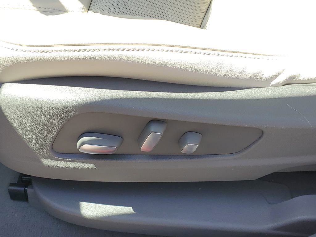 Used 2019 Cadillac XT5 Luxury image 19