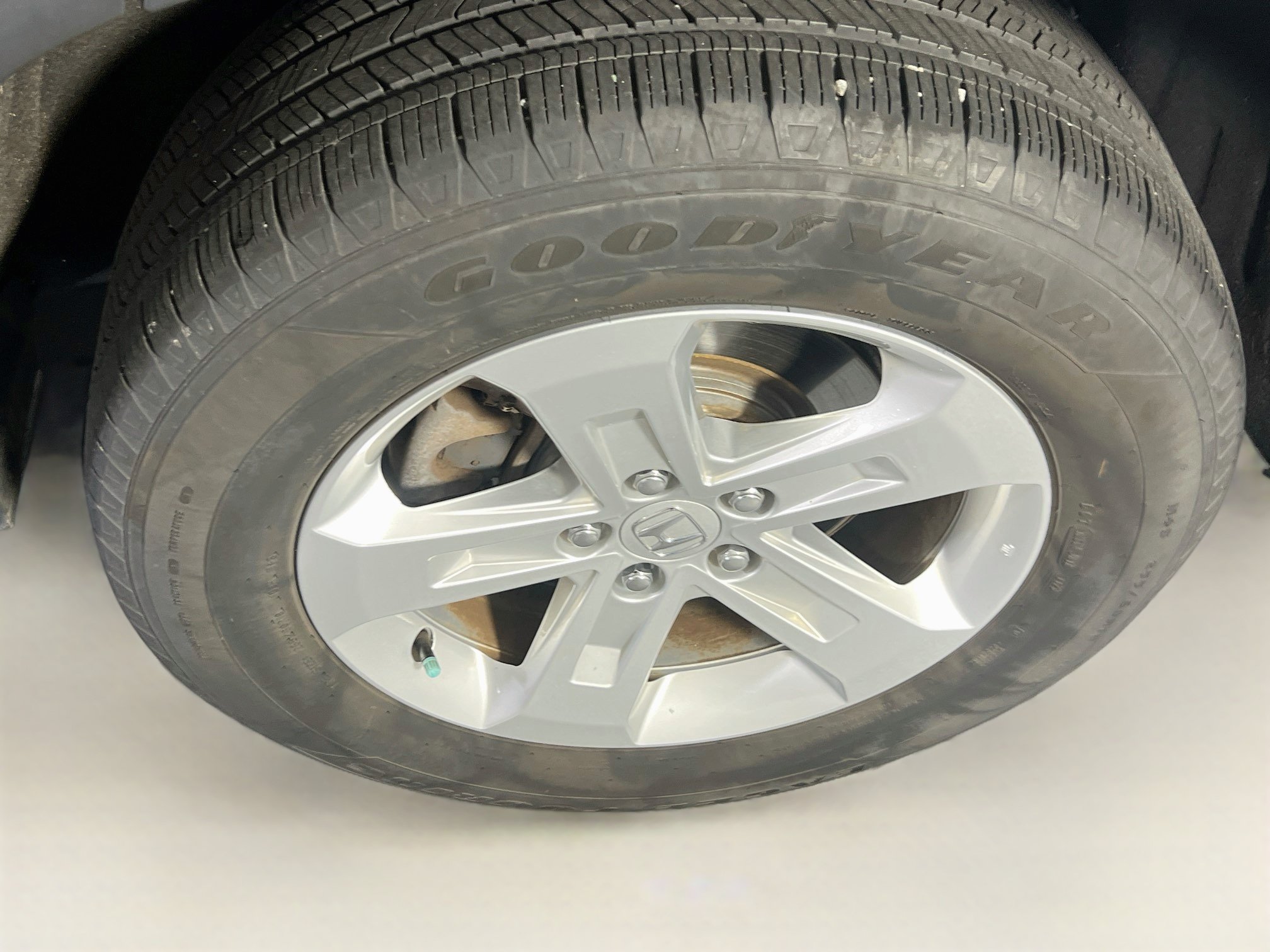 Used 2023 Honda Pilot LX image 29