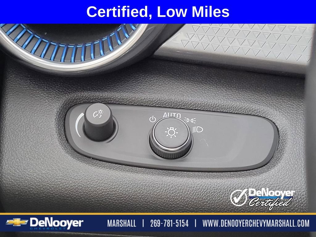 Used 2024 Chevrolet Trax LT w/ Driver Confidence Package image 12
