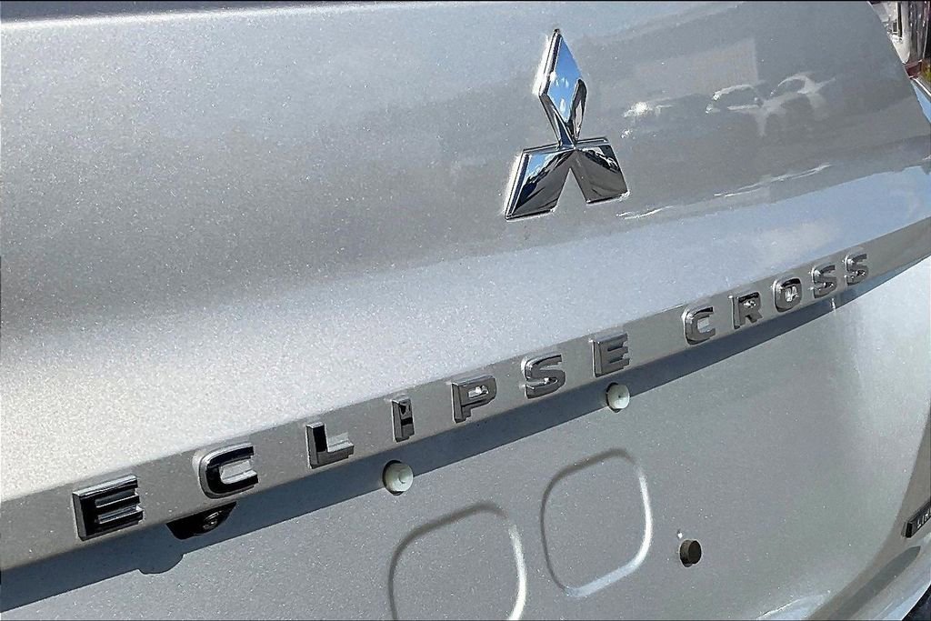 New 2026 Mitsubishi Eclipse Cross LE image 11