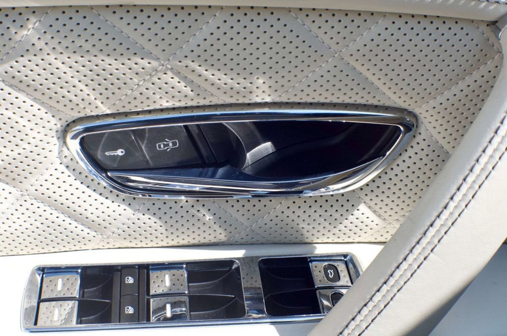 Used 2018 Bentley Flying Spur S V8 AWD/4WD image 41