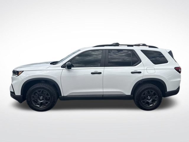 Used 2024 Honda Pilot TrailSport image 6