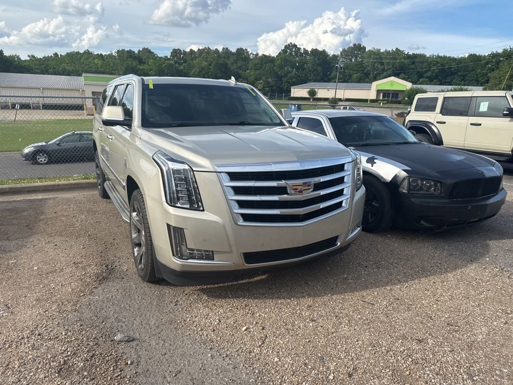 Used 2015 Cadillac Escalade ESV Luxury RWD image 3