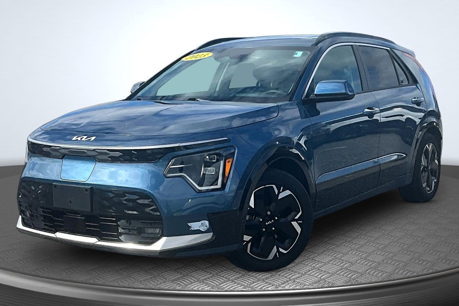 Used 2023 Kia Niro Wave FWD image 1