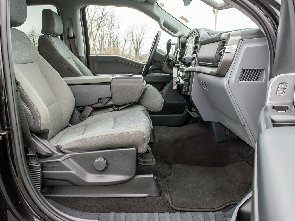 Used 2024 Ford F150 XLT image 37