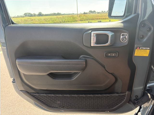 Used 2024 Jeep Wrangler Unlimited Rubicon 4xe AWD/4WD image 37