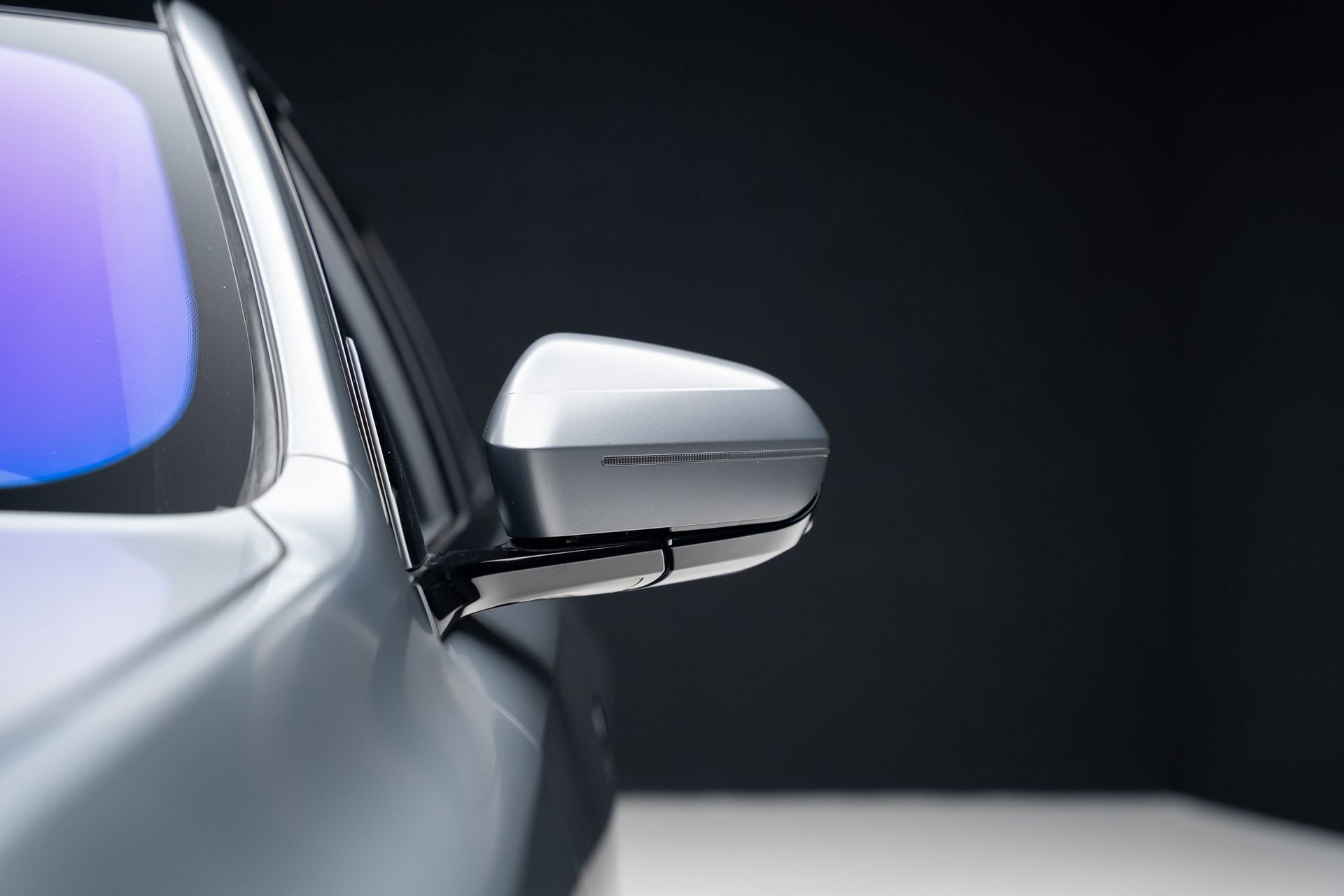 Used 2023 BMW 760i xDrive w/ Executive Package image 16