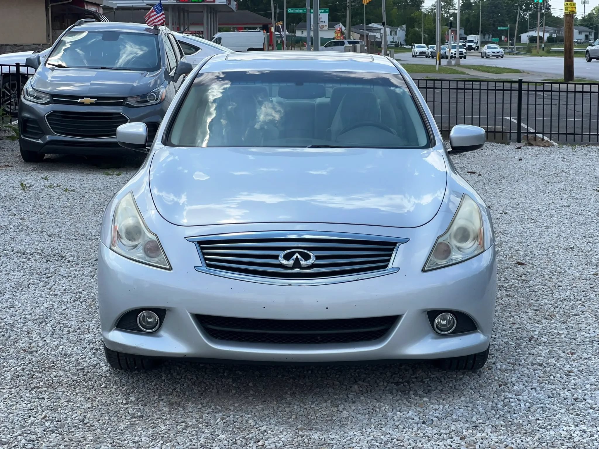 Used 2013 INFINITI G37 x Sedan w/ Premium Pkg AWD/4WD image 2