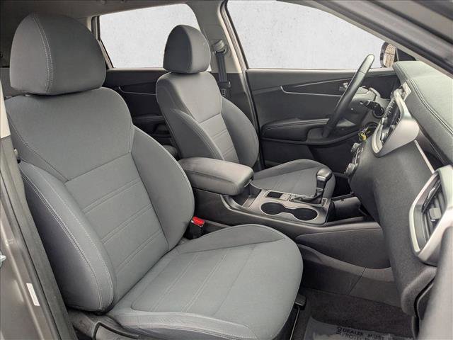 Used 2019 Kia Sorento LX w/ LX Convenience Package image 22