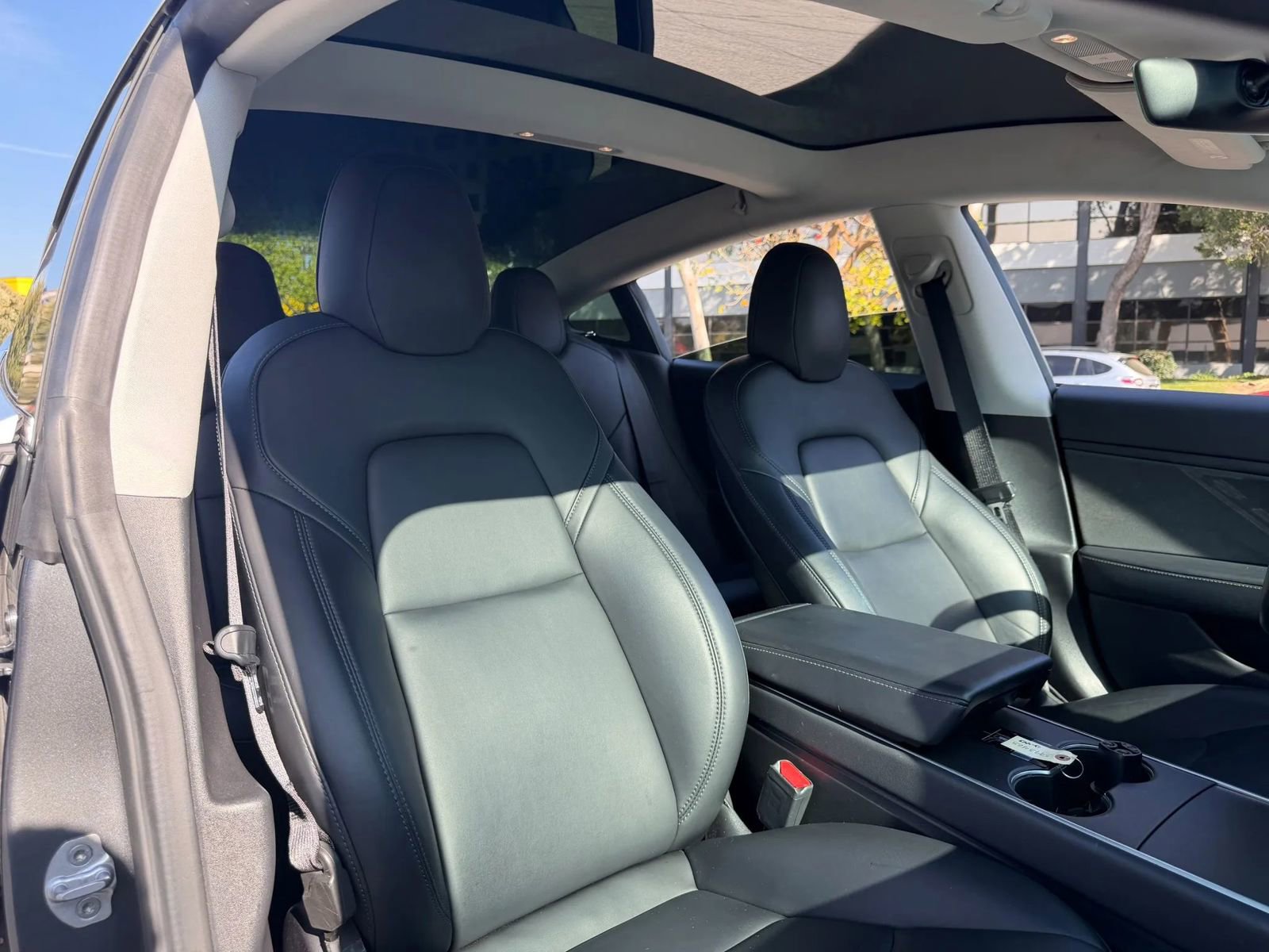 Used 2021 Tesla Model 3 Standard Range Plus RWD image 10
