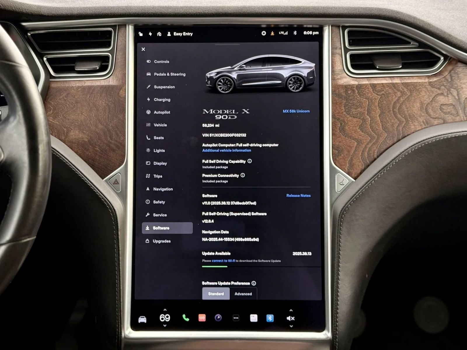 Used 2016 Tesla Model X 90D image 14