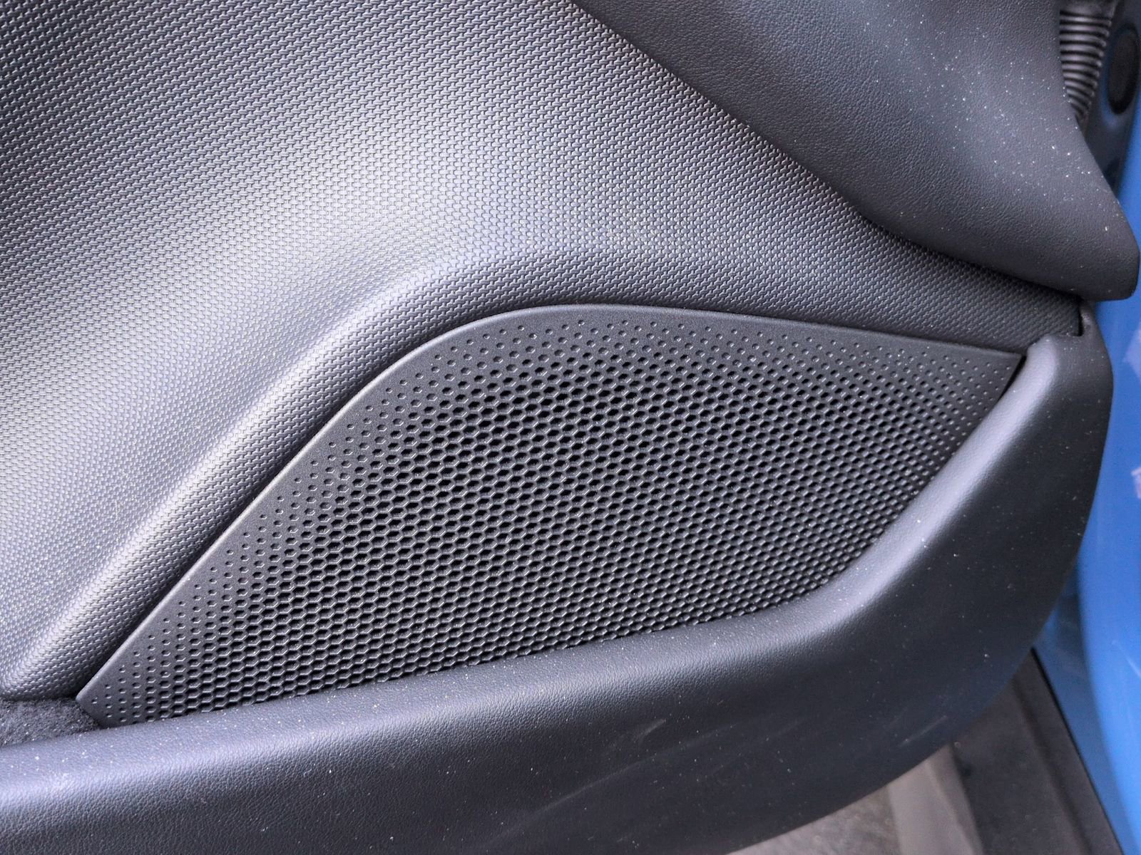 Certified 2023 Porsche Taycan image 15