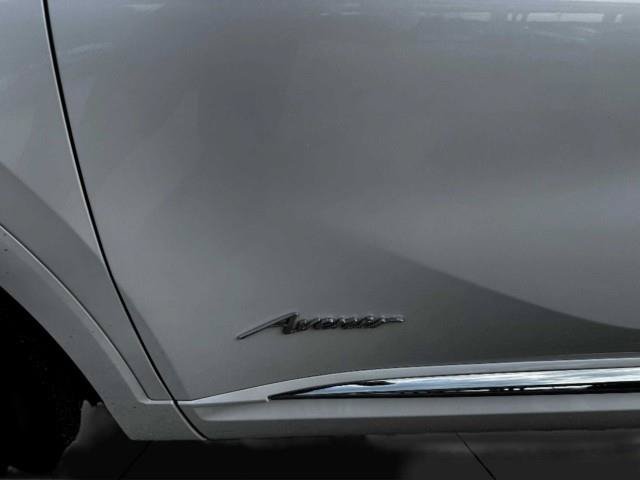 Used 2024 Buick Envision Avenir AWD/4WD image 15