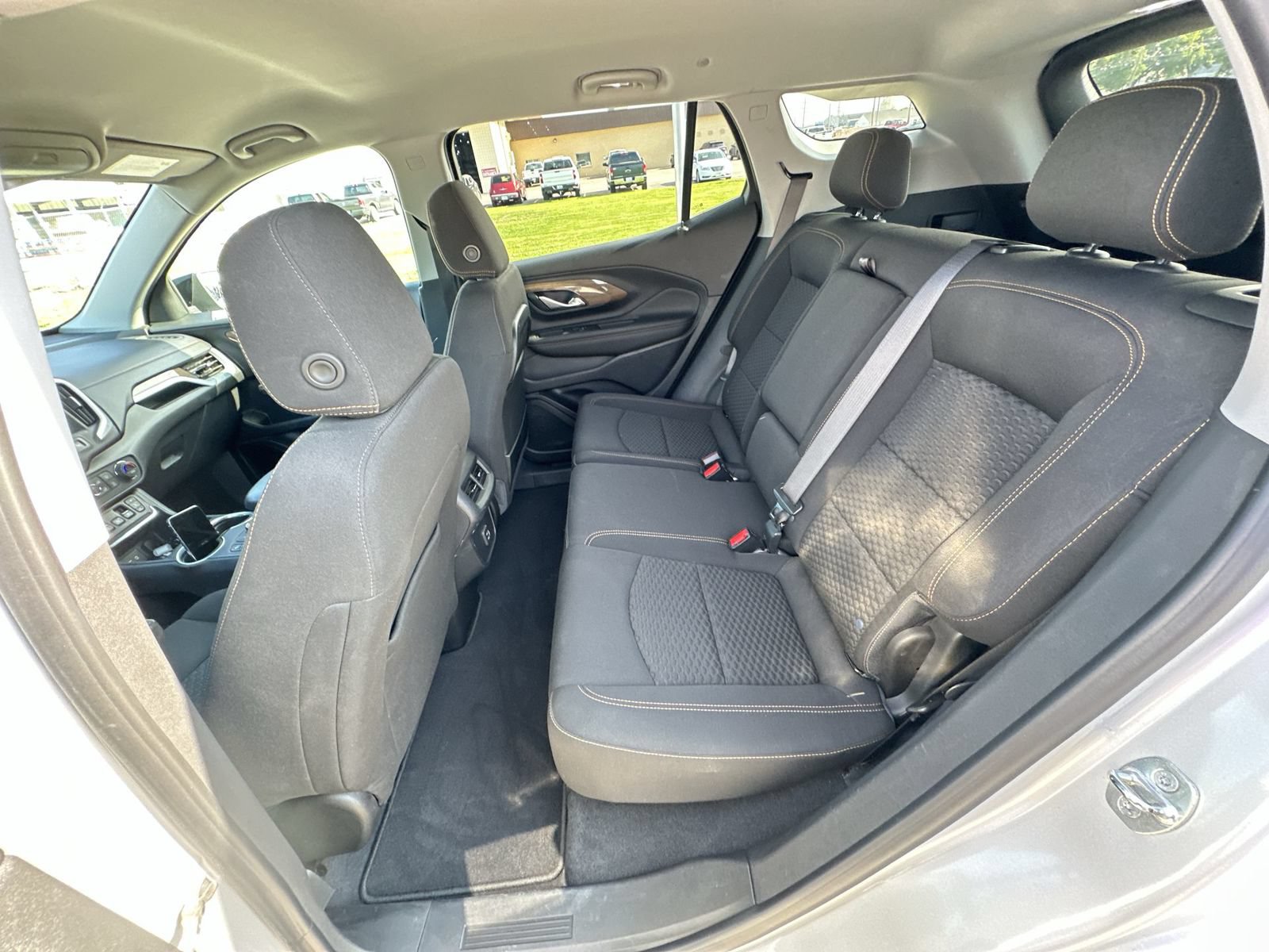 Used 2021 GMC Terrain SLE w/ Driver Convenience Package AWD/4WD image 23