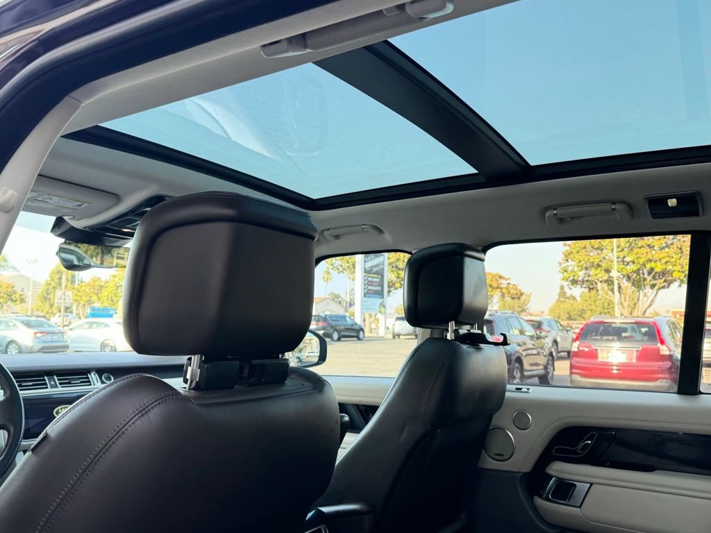 Used 2019 Land Rover Range Rover HSE AWD/4WD image 17