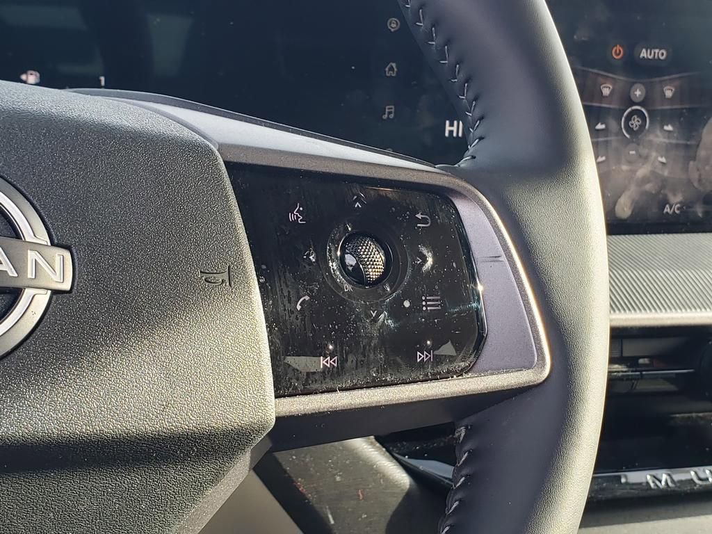 Certified 2025 Nissan Murano SV AWD/4WD image 30