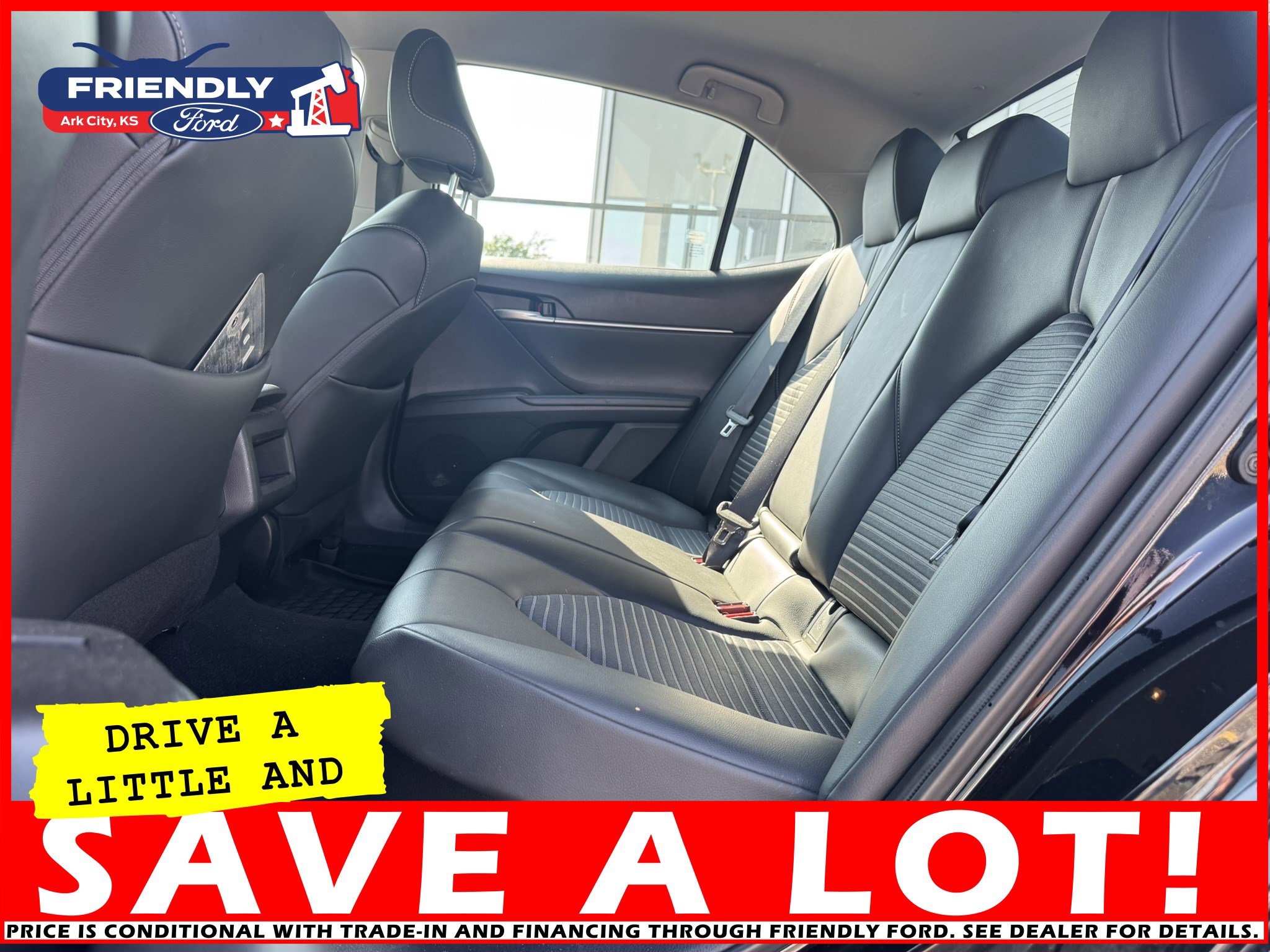 Used 2024 Toyota Camry SE image 12