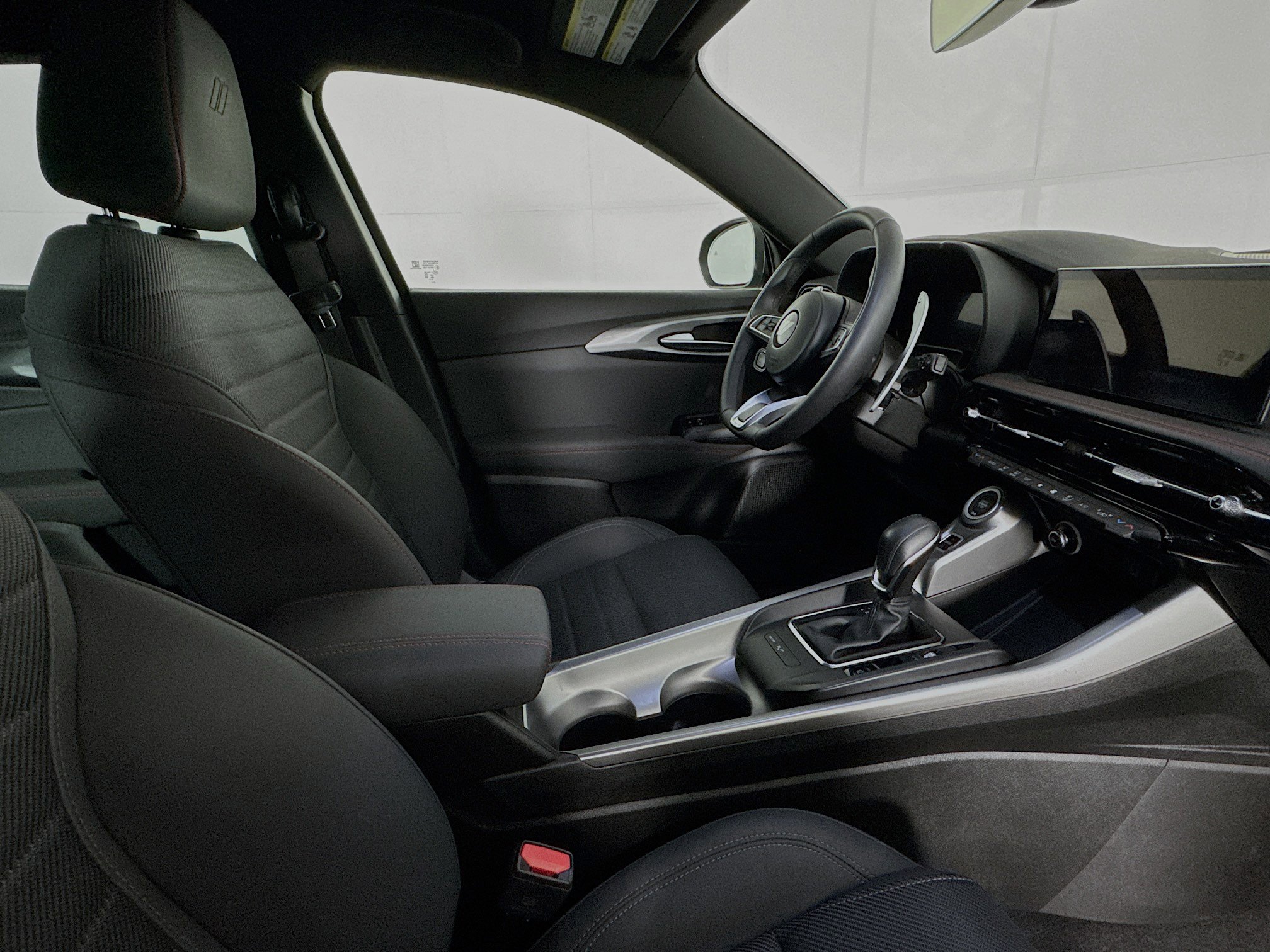 Used 2024 Dodge Hornet R/T image 28