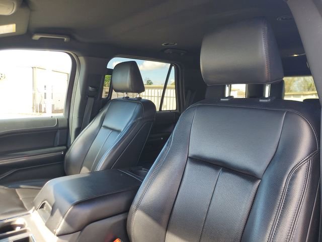 Used 2021 Ford Expedition XLT image 14