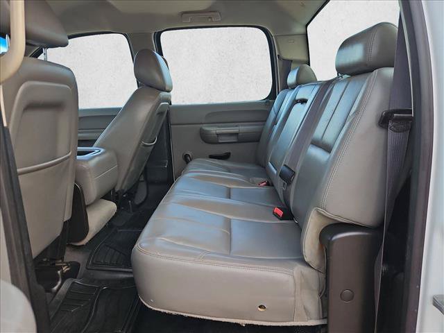 Used 2014 Chevrolet Silverado 3500 W/T RWD image 13
