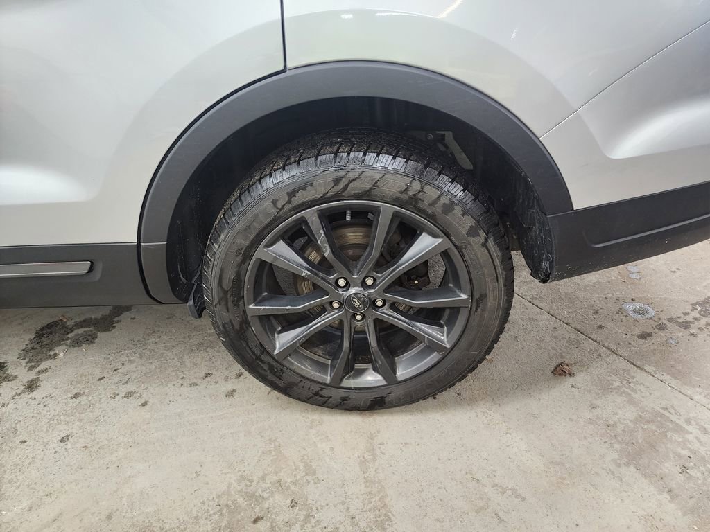 Used 2018 Ford Explorer XLT w/ Equipment Group 202A image 46