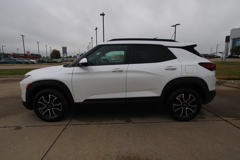 Used 2025 Chevrolet TrailBlazer ACTIV FWD image 17