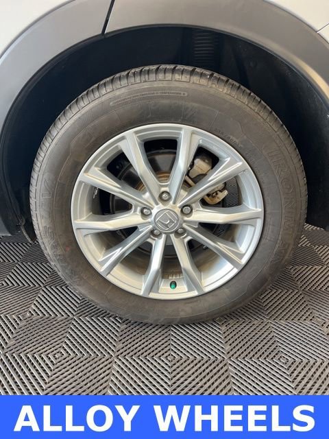 Used 2025 Honda CR-V EX image 9