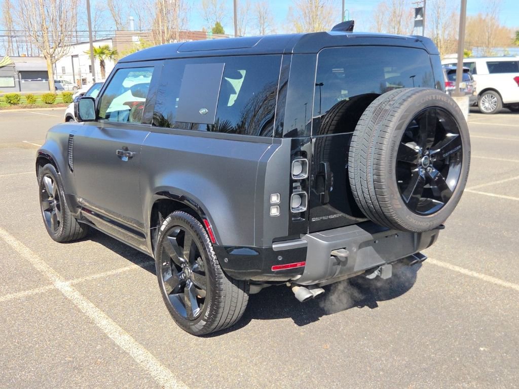 Used 2023 Land Rover Defender 90 V8 image 3