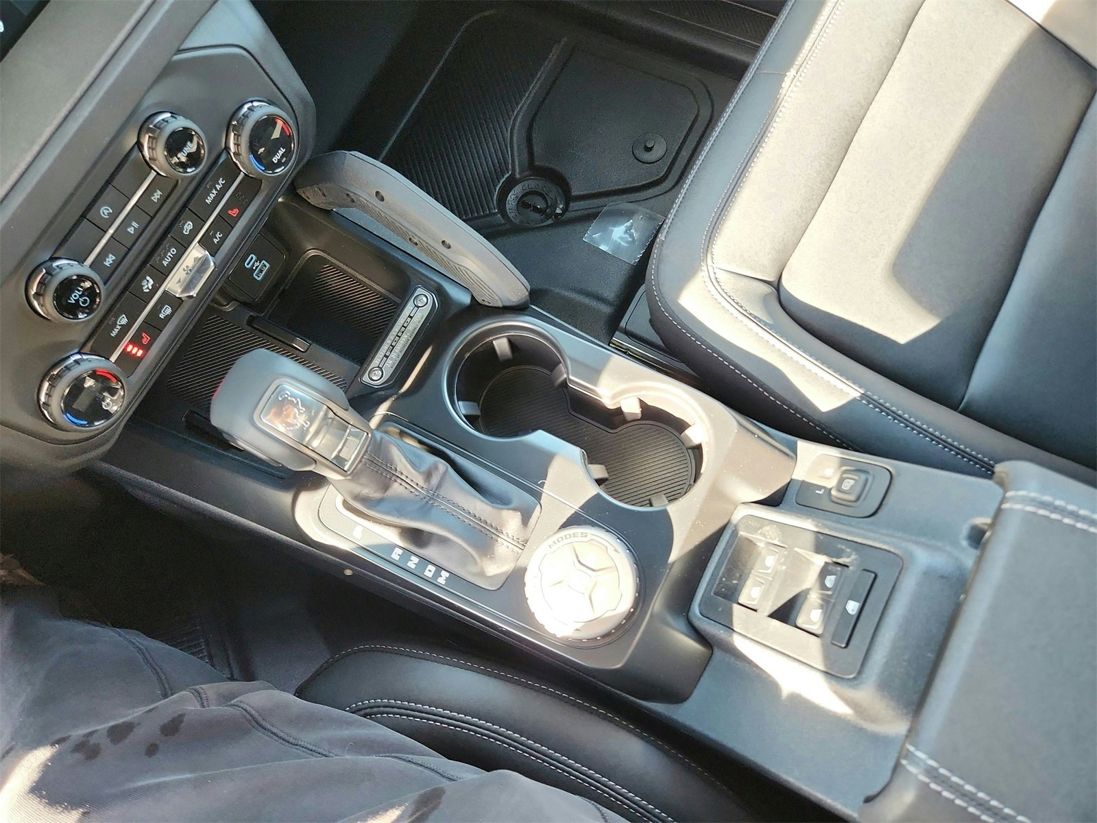 New 2025 Ford Bronco Big Bend w/ Black Diamond Package image 15