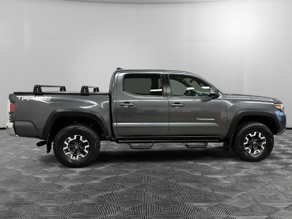 Used 2021 Toyota Tacoma TRD Off-Road AWD/4WD image 7