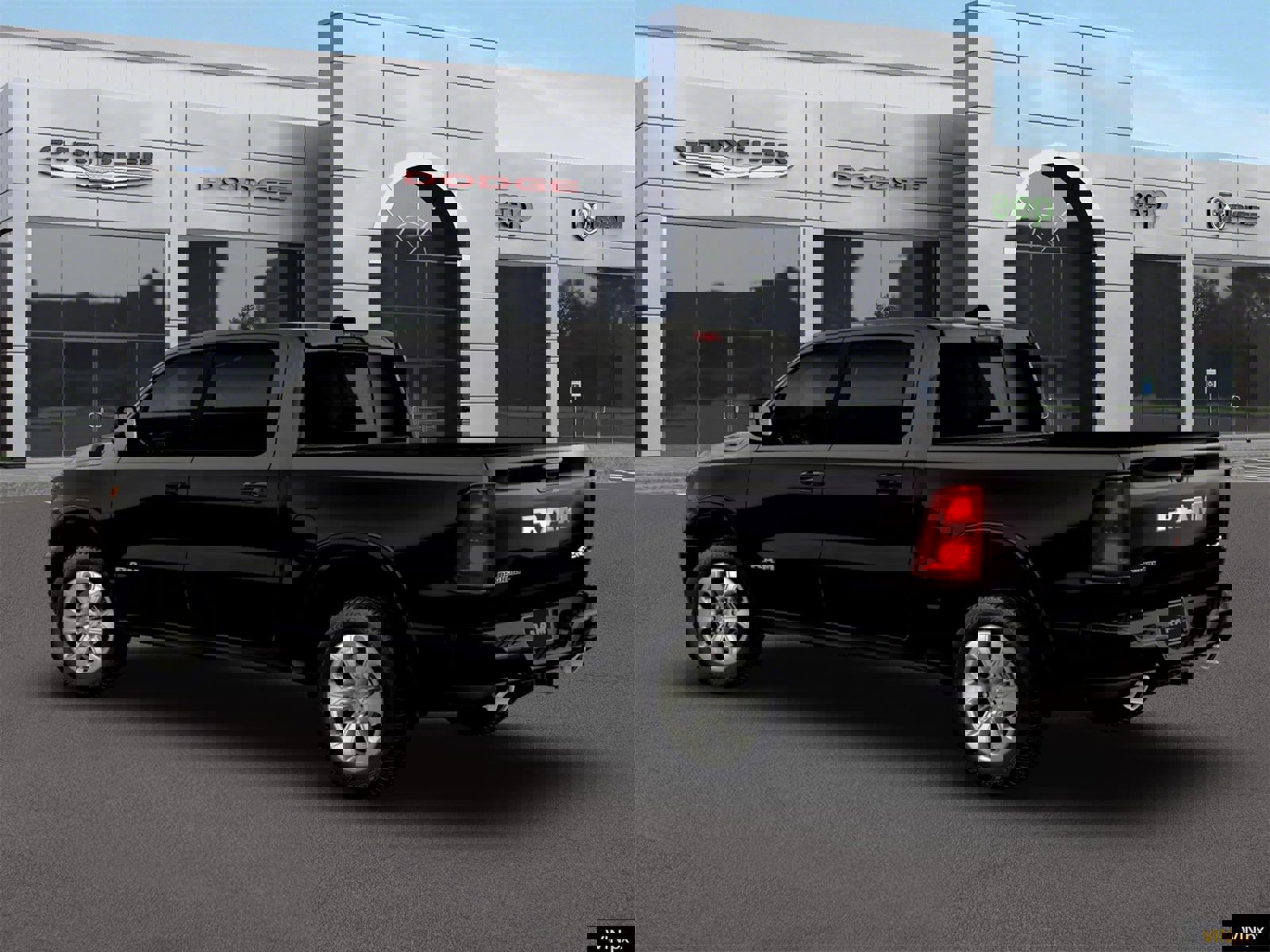 New 2026 RAM 1500 4x4 Crew Cab image 4