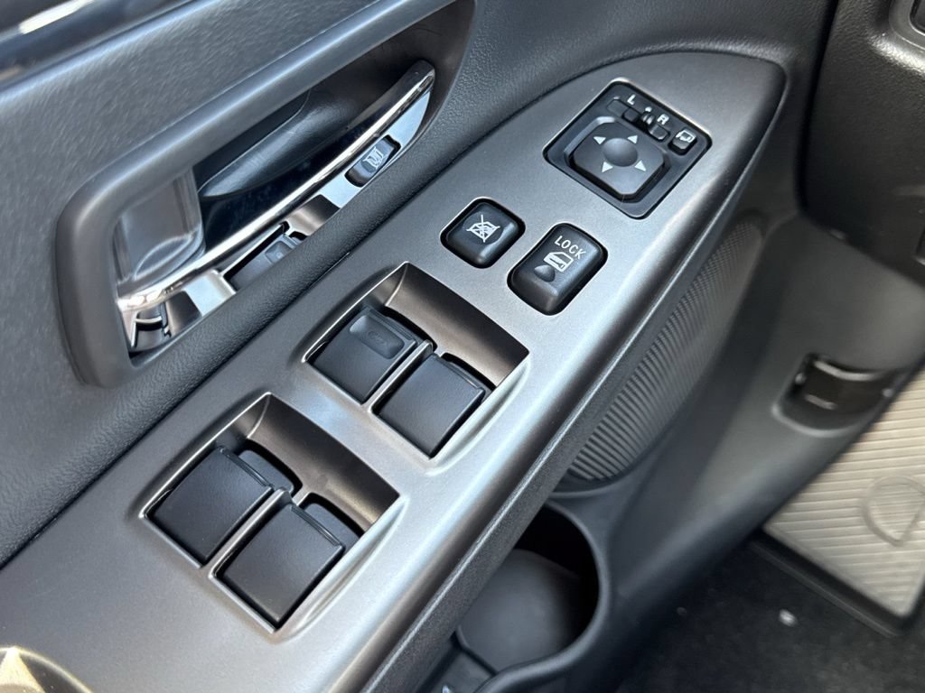 New 2026 Mitsubishi Outlander Sport SE AWD/4WD image 33