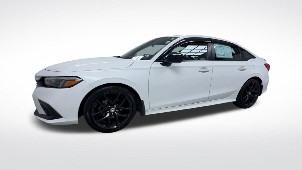 Used 2023 Honda Civic Sport image 4