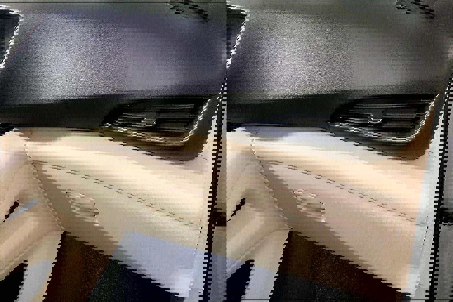 Used 2023 Buick Envision Avenir image 16