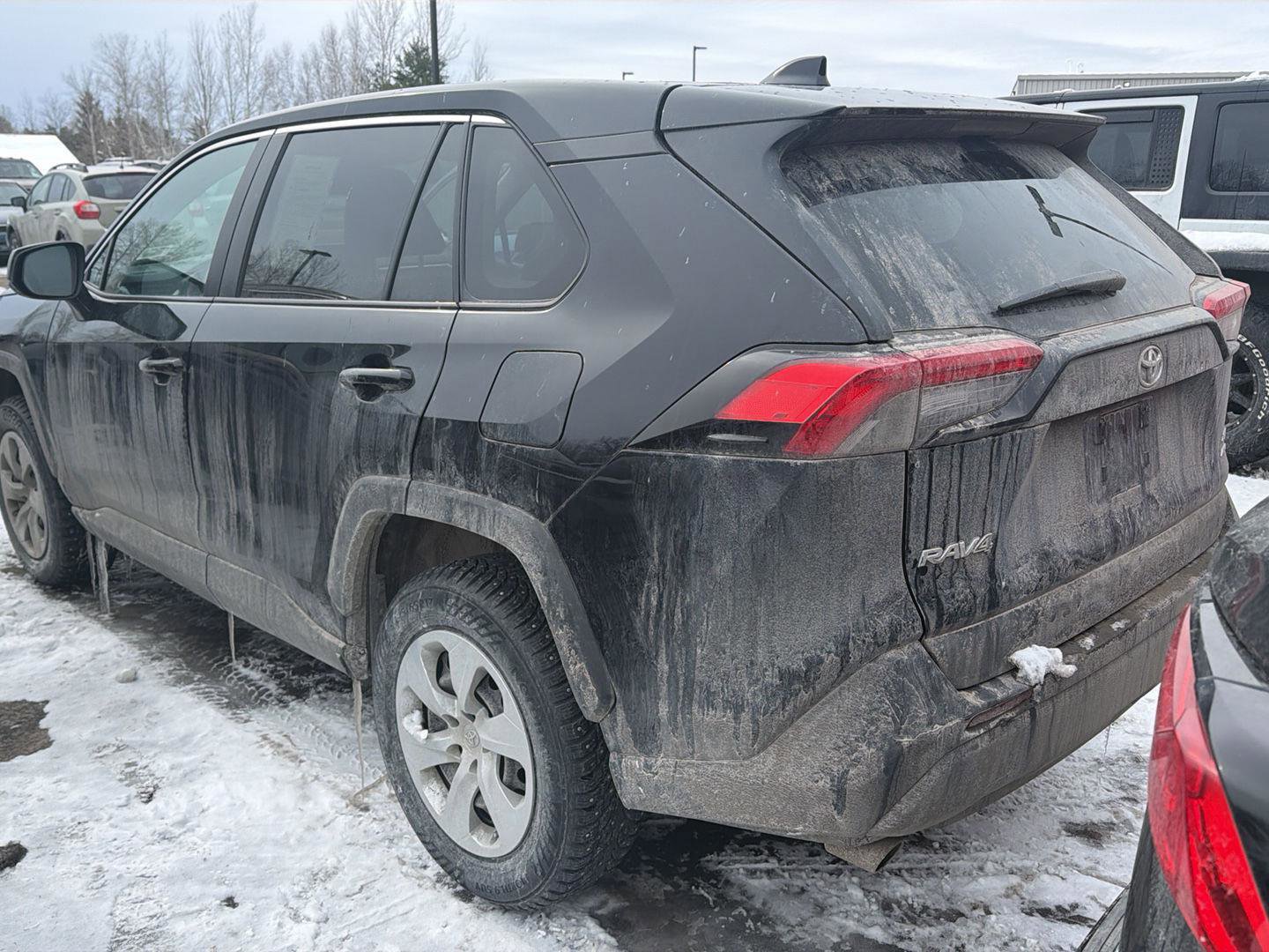 Used 2023 Toyota RAV4 LE image 7