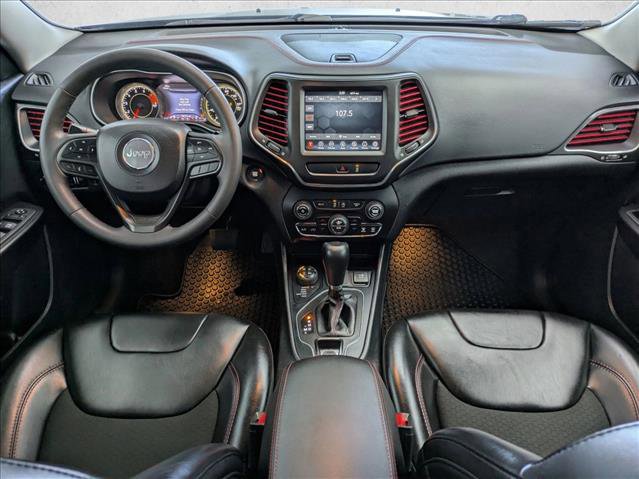 Used 2022 Jeep Cherokee Trailhawk w/ Comfort/Convenience Group image 16