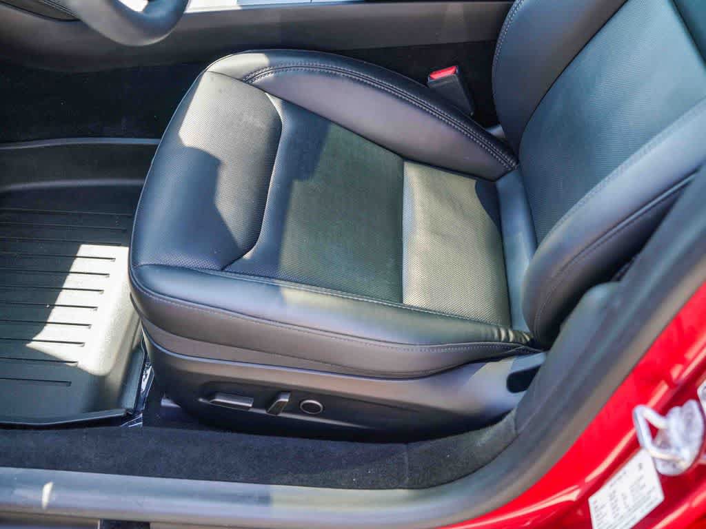 Used 2025 Tesla Model 3 Long Range AWD/4WD image 17