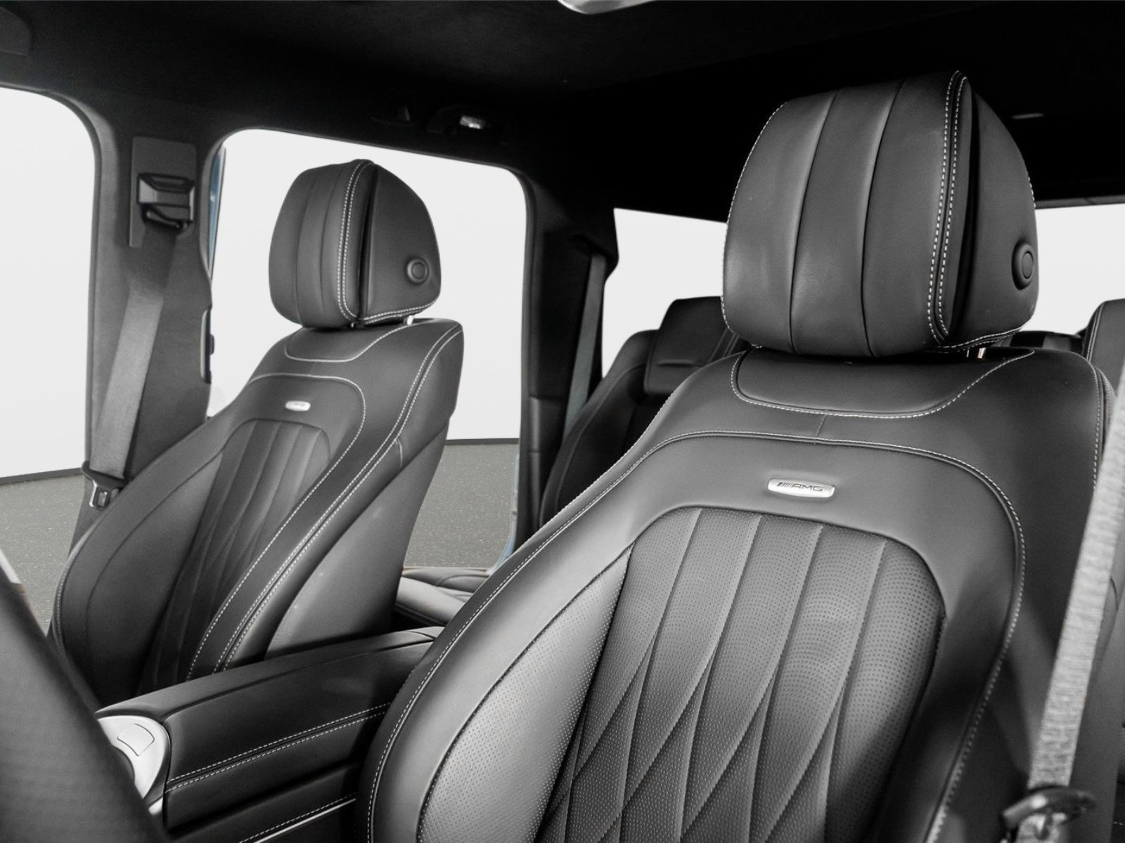 Used 2025 Mercedes-Benz G 63 AMG 4MATIC image 3