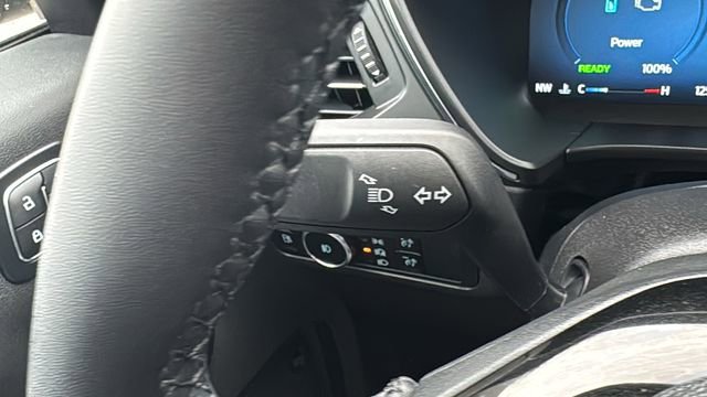 Certified 2024 Ford Escape PHEV w/ PHEV Premium Package image 17