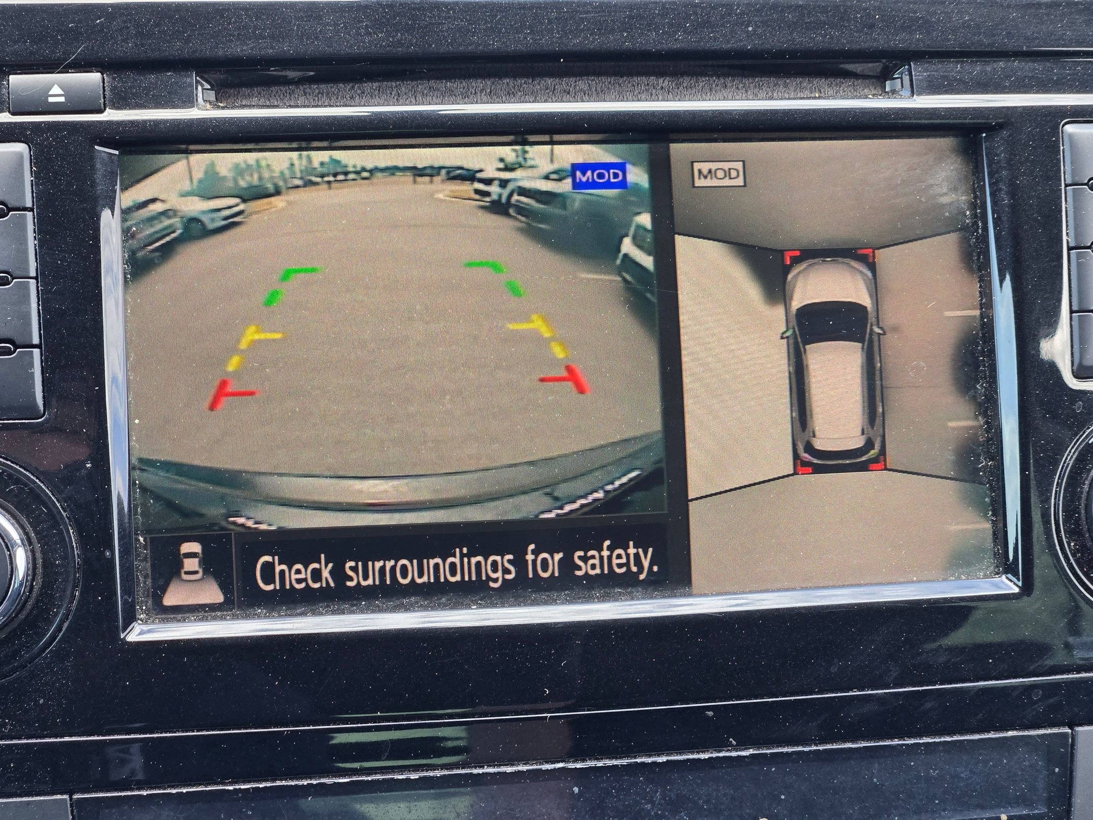 Used 2018 Nissan Rogue SV w/ Premium Package image 31