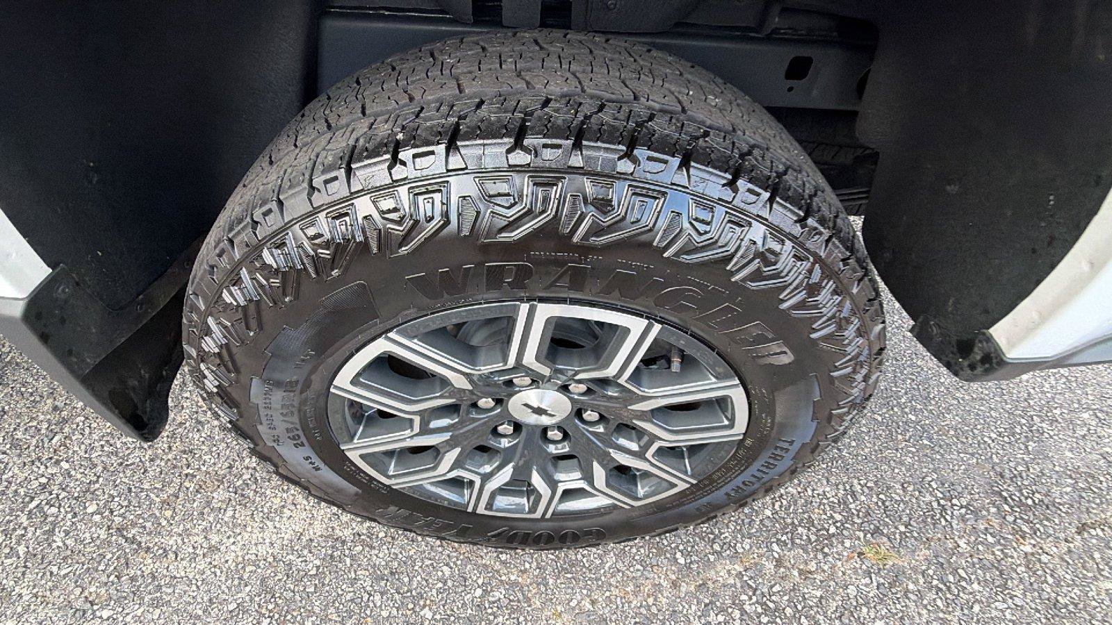 New 2026 Chevrolet Colorado Z71 AWD/4WD image 12