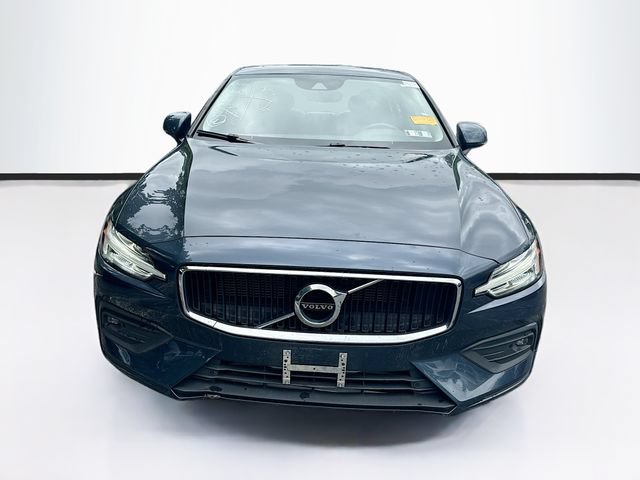 Used 2021 Volvo S60 T6 Momentum w/ Protection Package AWD/4WD image 2
