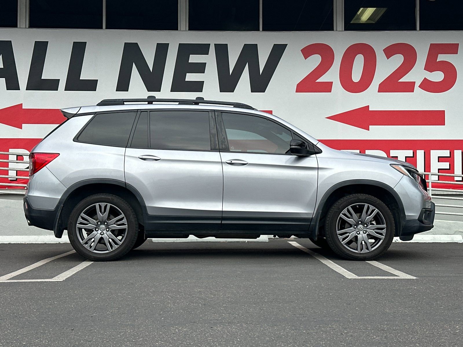 Used 2021 Honda Passport EX-L image 6