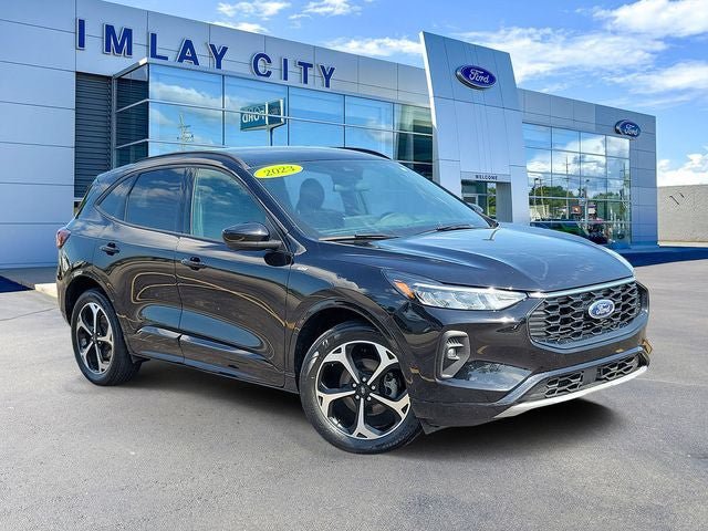 Used 2023 Ford Escape ST-Line Select w/ Tech Pack #2 AWD/4WD image 1