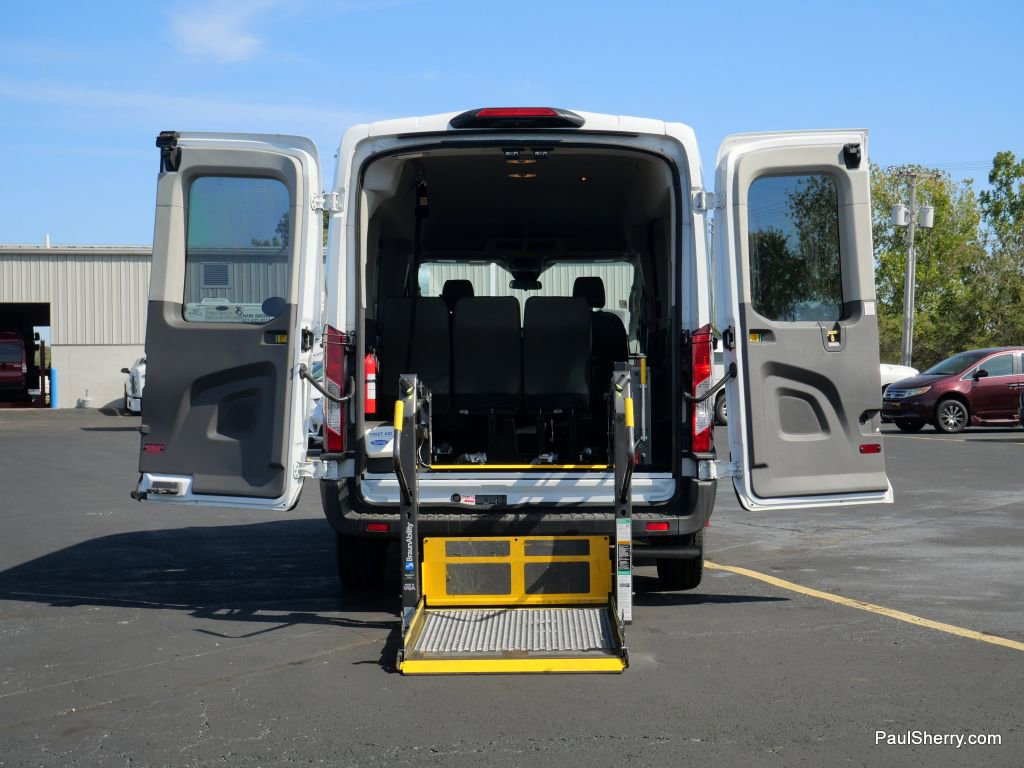 Used 2020 Ford Transit 150 XL image 8