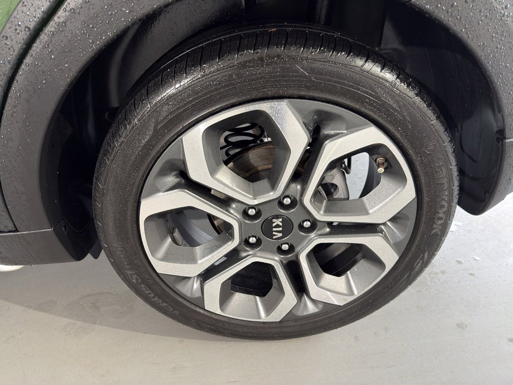 Used 2020 Kia Soul X-Line image 21