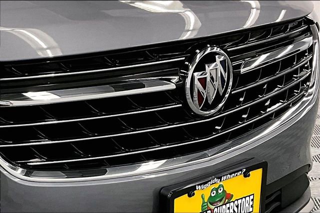 Used 2022 Buick Envision Essence w/ Safety Package image 31