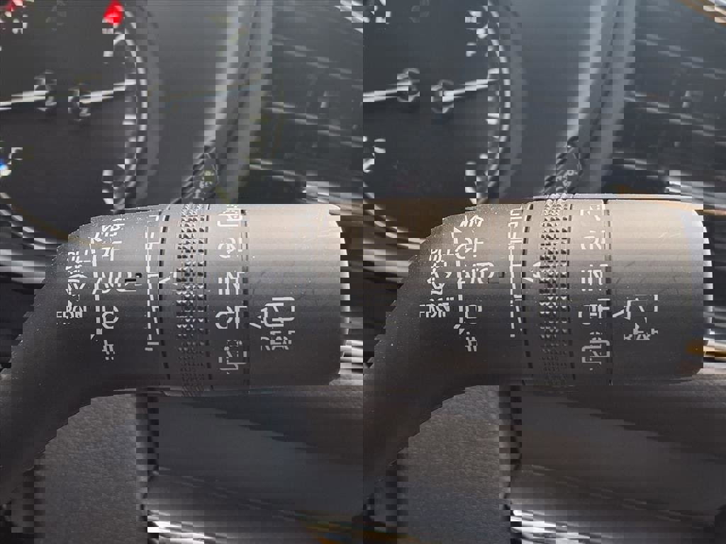 Certified 2025 MAZDA CX-30 AWD 2.5 S w/ Preferred Package image 18