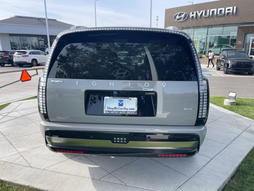 New 2026 Hyundai Ioniq 9 Calligraphy image 4