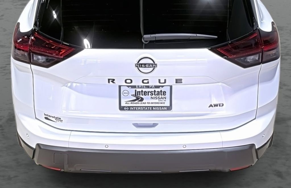 New 2026 Nissan Rogue SV AWD/4WD image 11